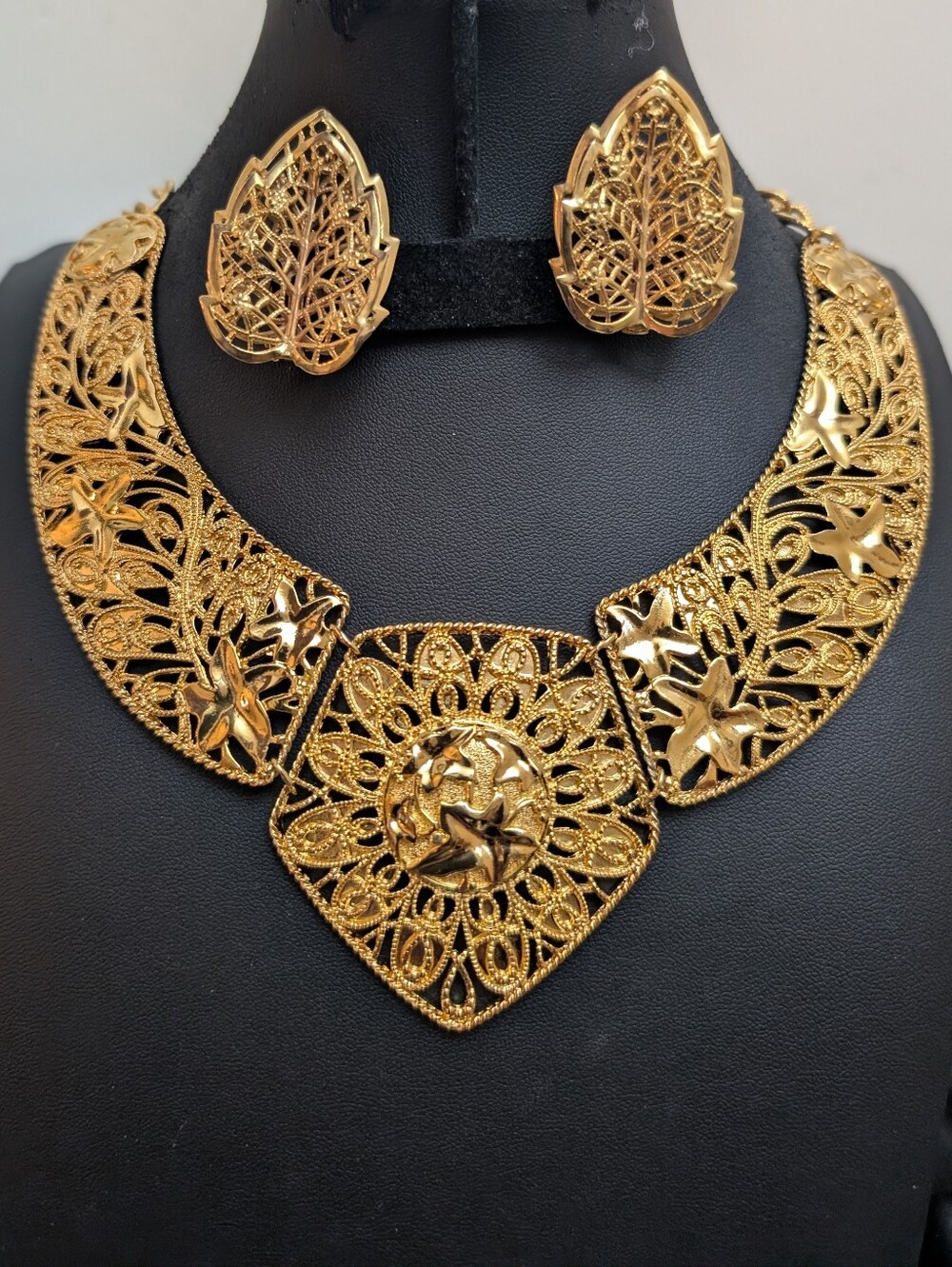 #45. 80s Jose Barrera For Avon  " Fallen Leaves" Necklace & 
Earrings